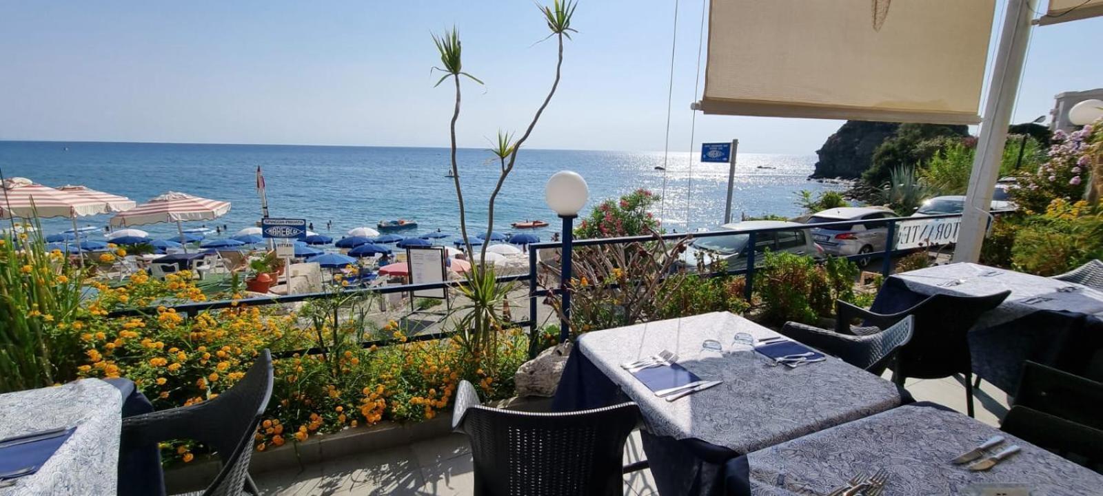 Hotel Ristorante Mareblu Amantea Ngoại thất bức ảnh