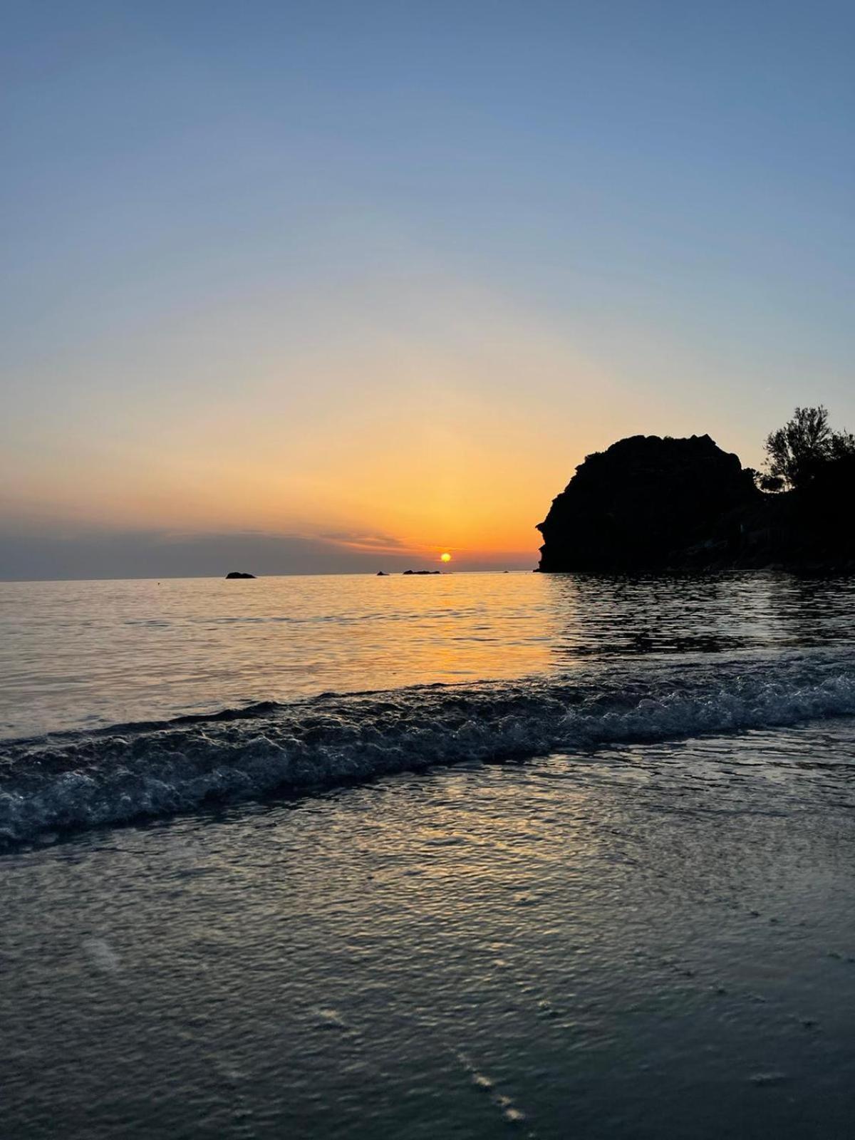 Hotel Ristorante Mareblu Amantea Ngoại thất bức ảnh